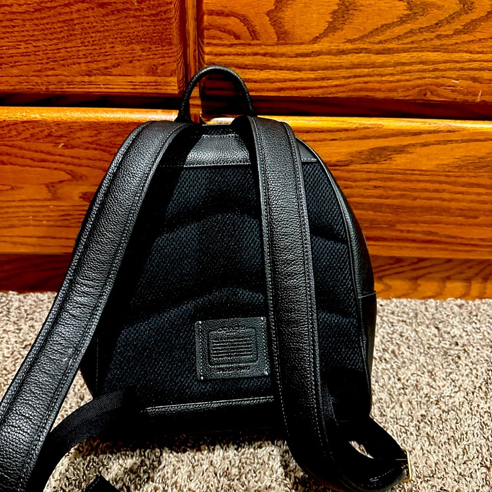 Coach backpack - Picture 2 of 2